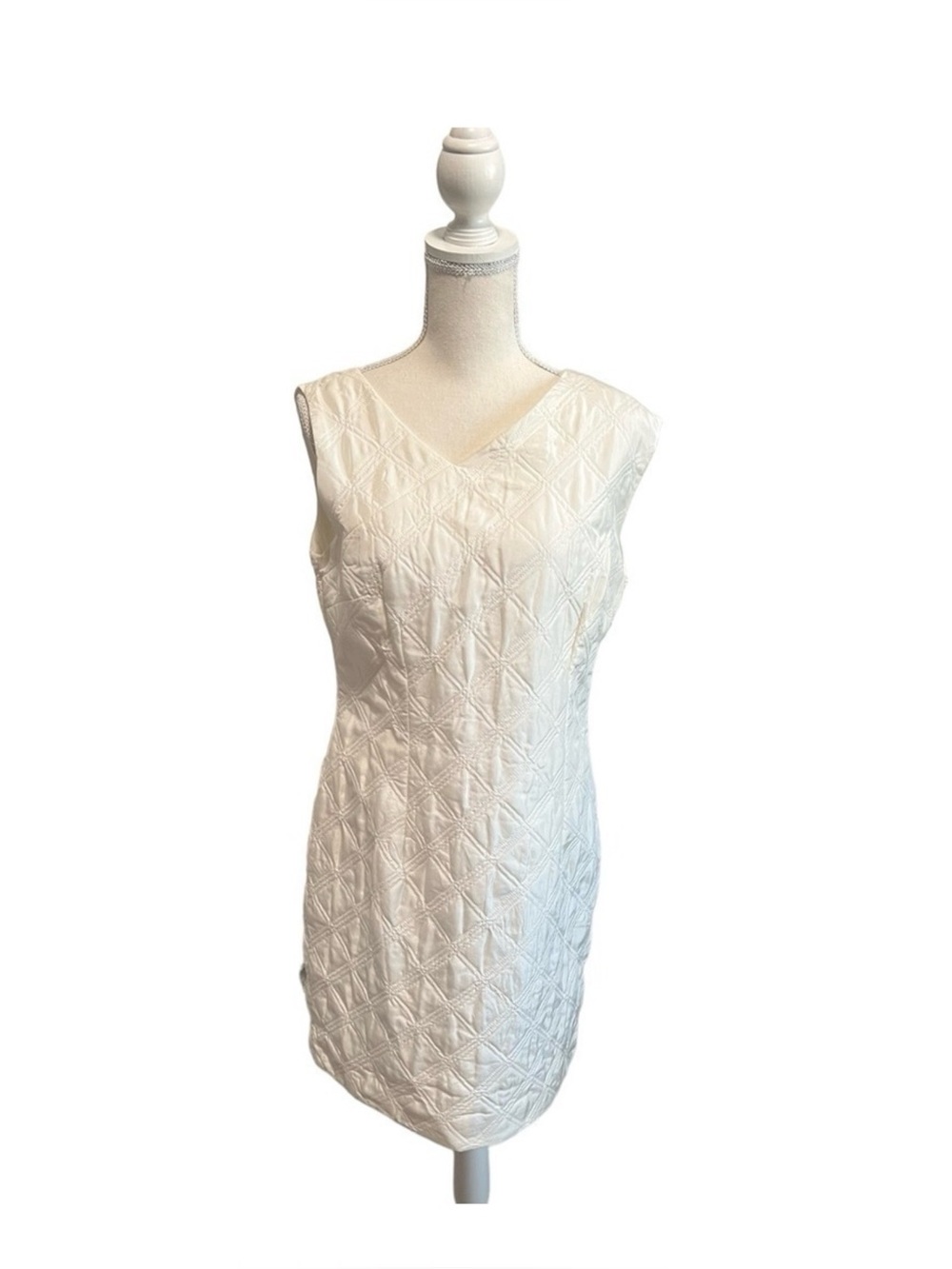VIVIENNE
VIVIENNE TAM Silk Quilted Dress, NWOT